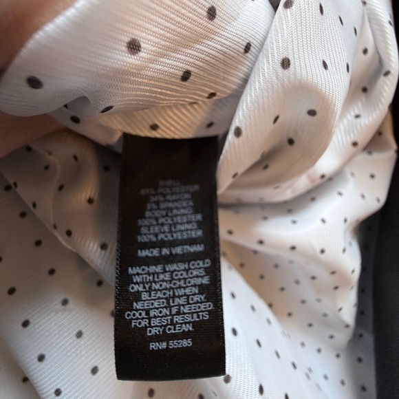 Express Womens Black Tailored Look Single-Button Blazer - Picture 4 of 4